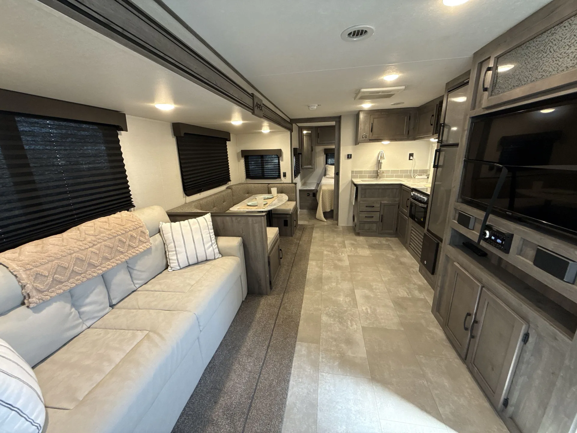 2021 Coachmen Apex 265RBSS — living area main