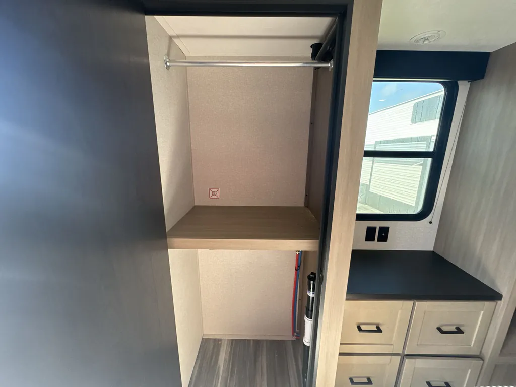 2026 Jayco Jay Flight Bungalow 404LOFT DS, Photos photo 24