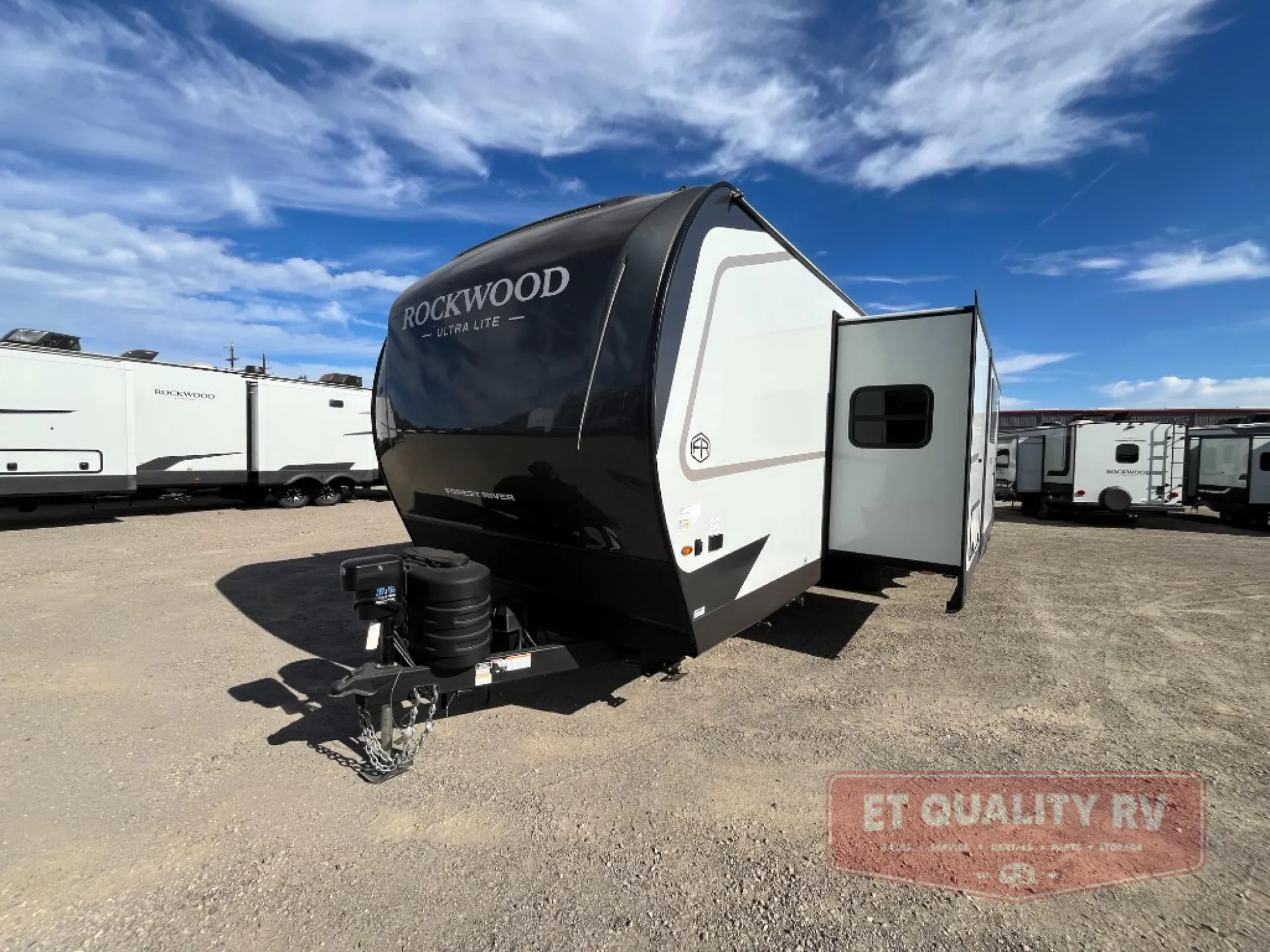 2027 Forest River Rockwood Ultra Lite 2711RK - Photo 4