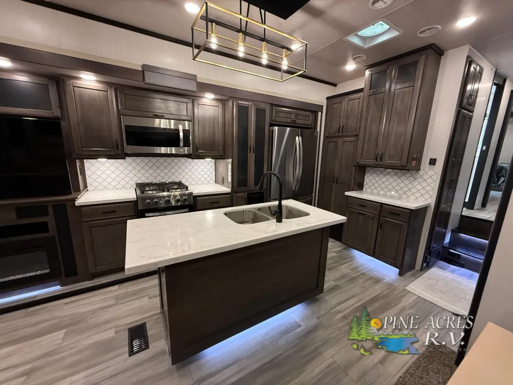 2022 Forest River Cedar Creek Champagne Edition 38EL, Photos photo 9