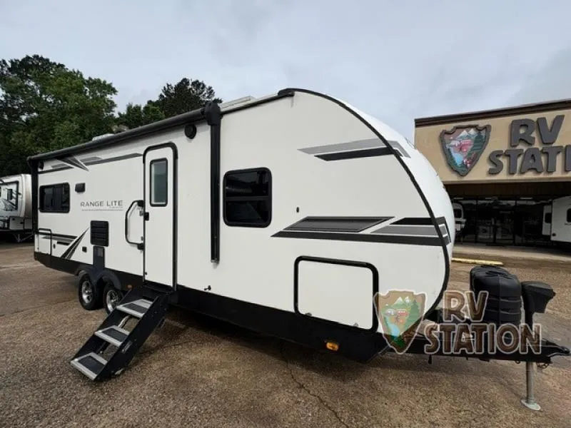 2022 Highland Ridge Range Lite 242RL - Photo 2