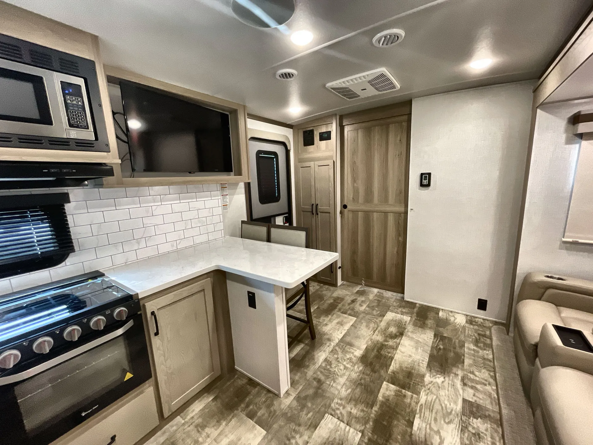 2024 Forest River Rockwood Signature 8263MBR — living area main