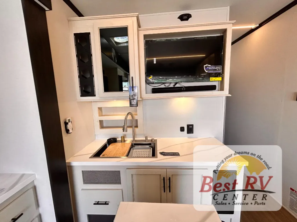 2027 Forest River Vengeance Rogue Armored 26L140, Photos photo 39