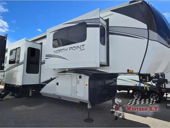 2022 Jayco North Point 382FLRB - Photo 4