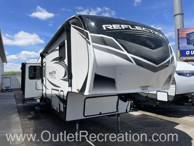 2021 Grand Design Reflection 337RLS - Photo 2