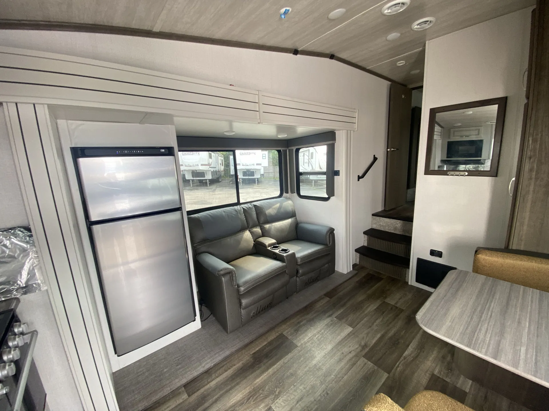 2022 Keystone Cougar Half-Ton 23MLS — living area main