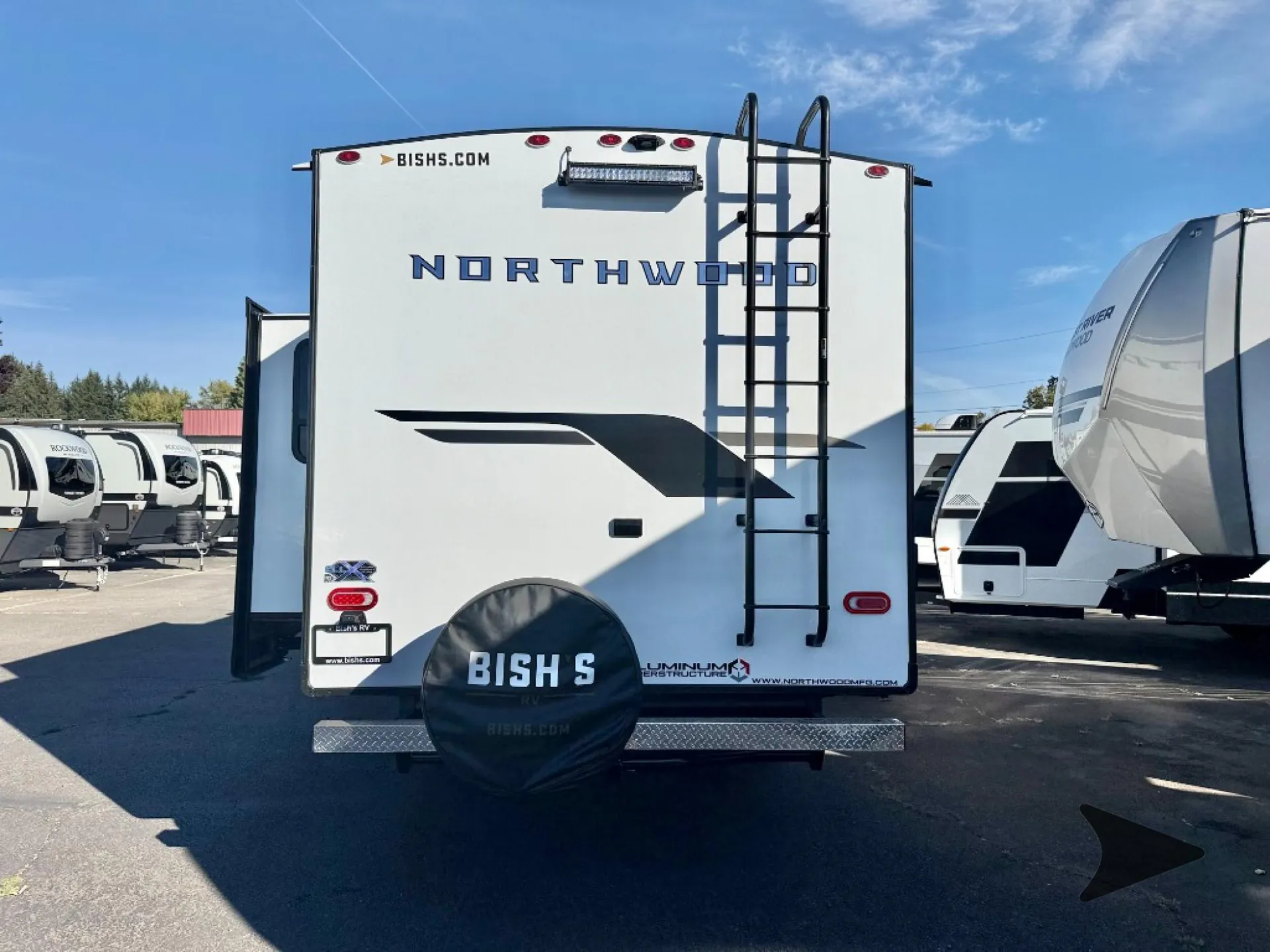 2027 Northwood Arctic Fox Edge 26MK - Photo 4