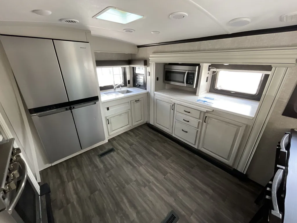 2022 Jayco North Point 380RKGS, Photos photo 9