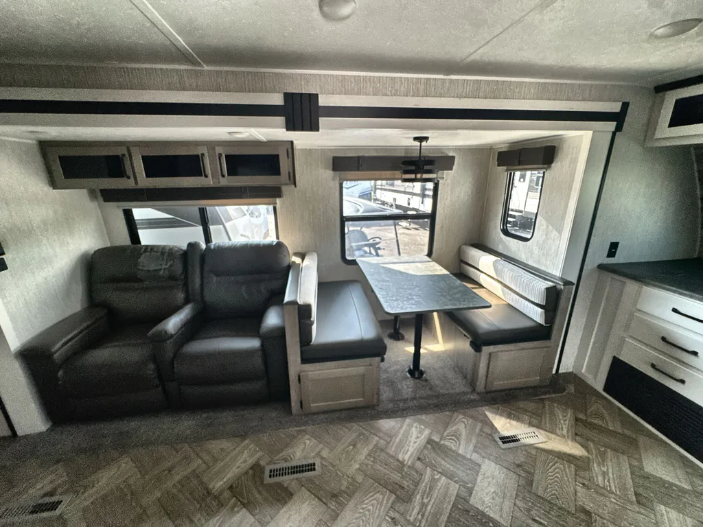 2023 Forest River Puma 26FKDS, Photos photo 3