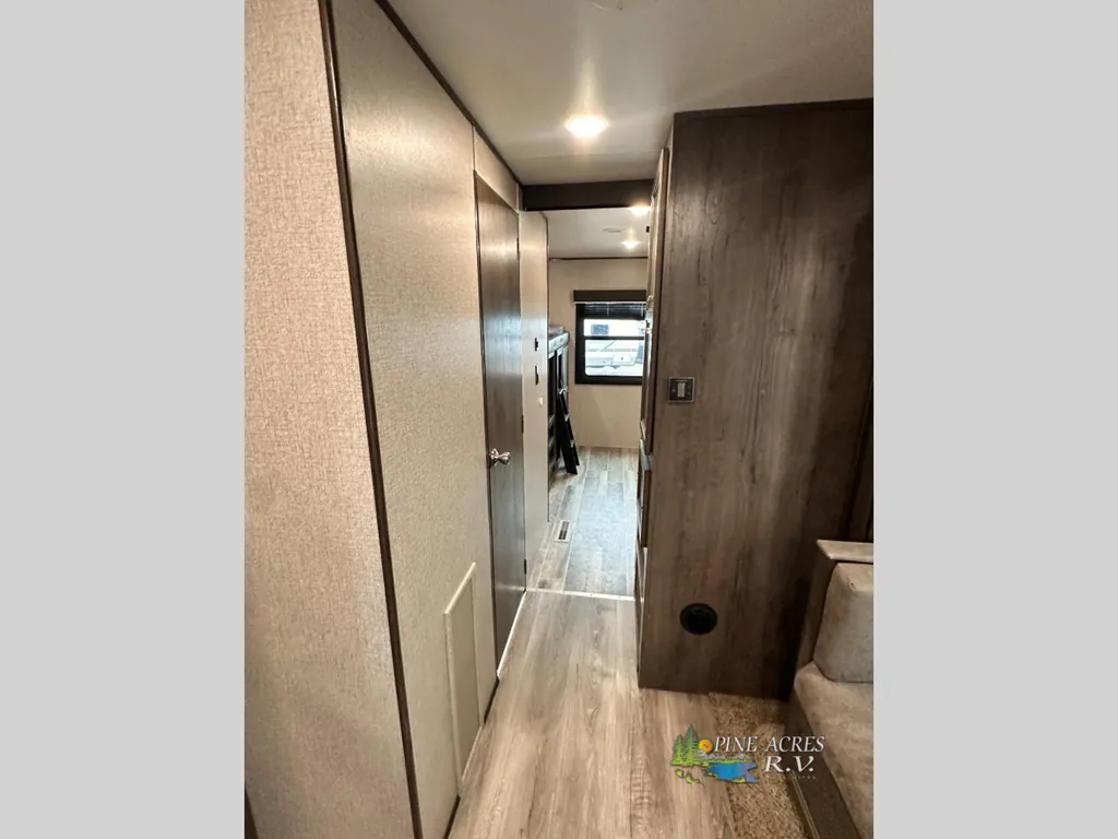 2021 Jayco Jay Flight SLX 8 324BDS, Photos photo 15