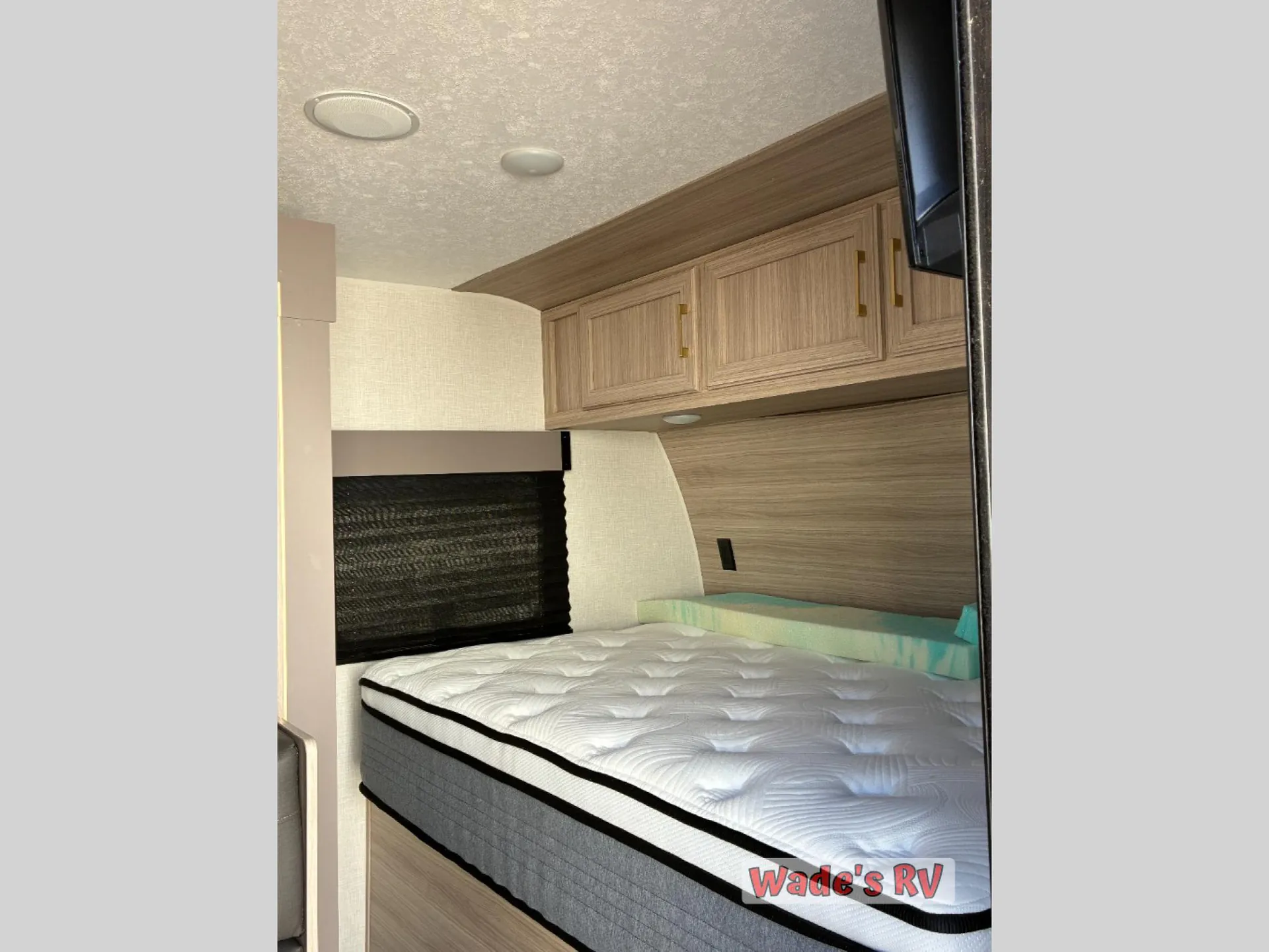 2025 K-Z Sportsmen Classic 191BHK - Photo 3