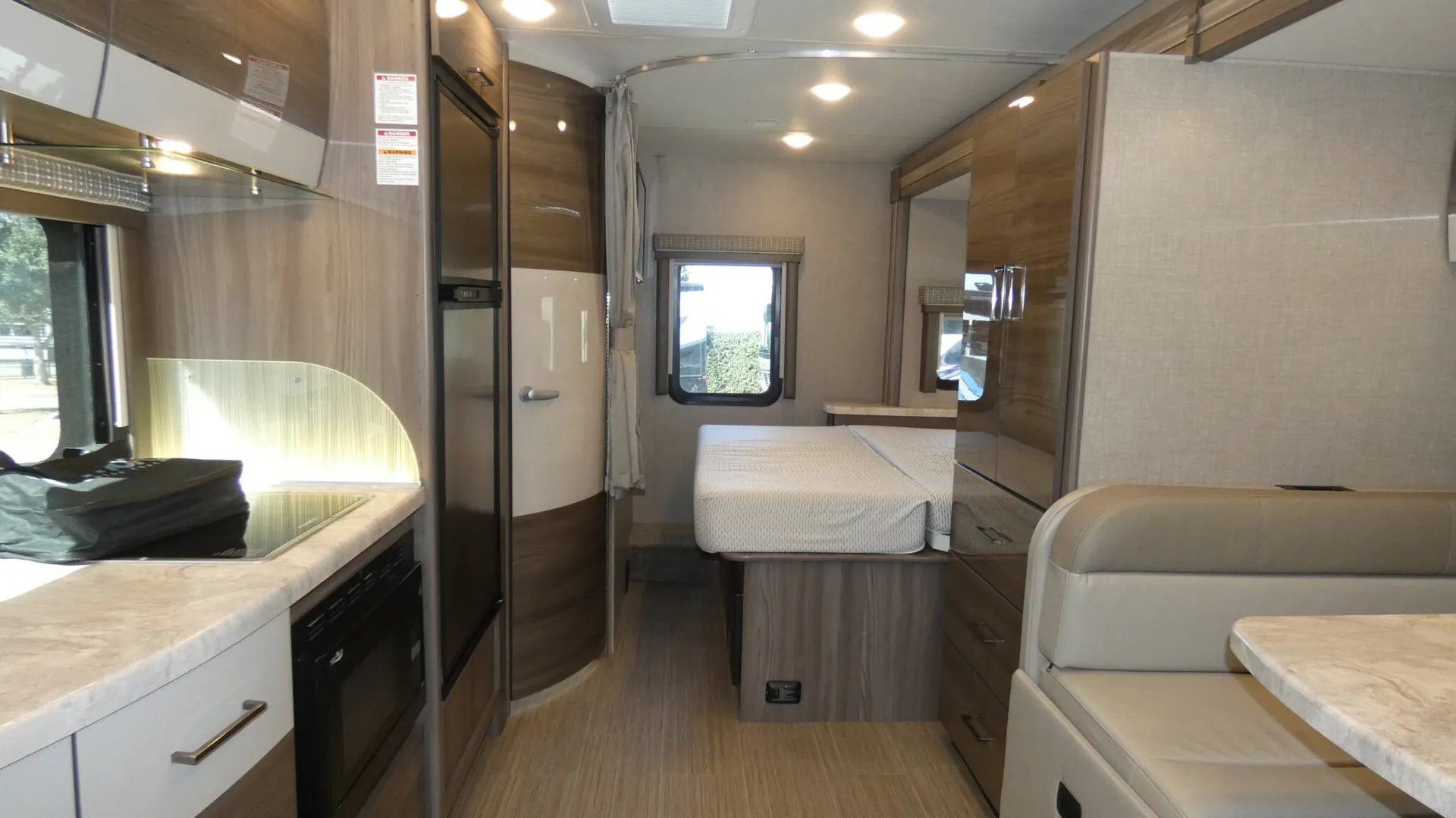 2023 Thor Motor Coach Tiburon Sprinter 24TT - Photo 3