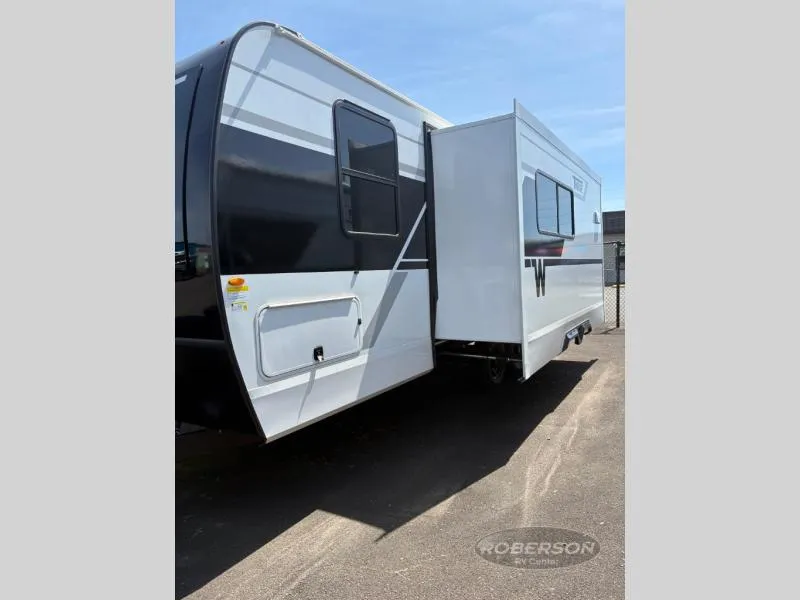 2026 Winnebago Thrive 22MLS - Photo 4