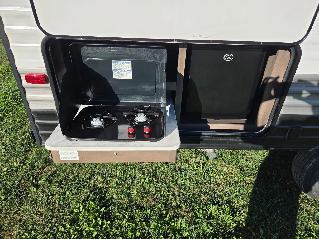 2021 Dutchmen Coleman Lantern LT 18BH, Photos photo 11