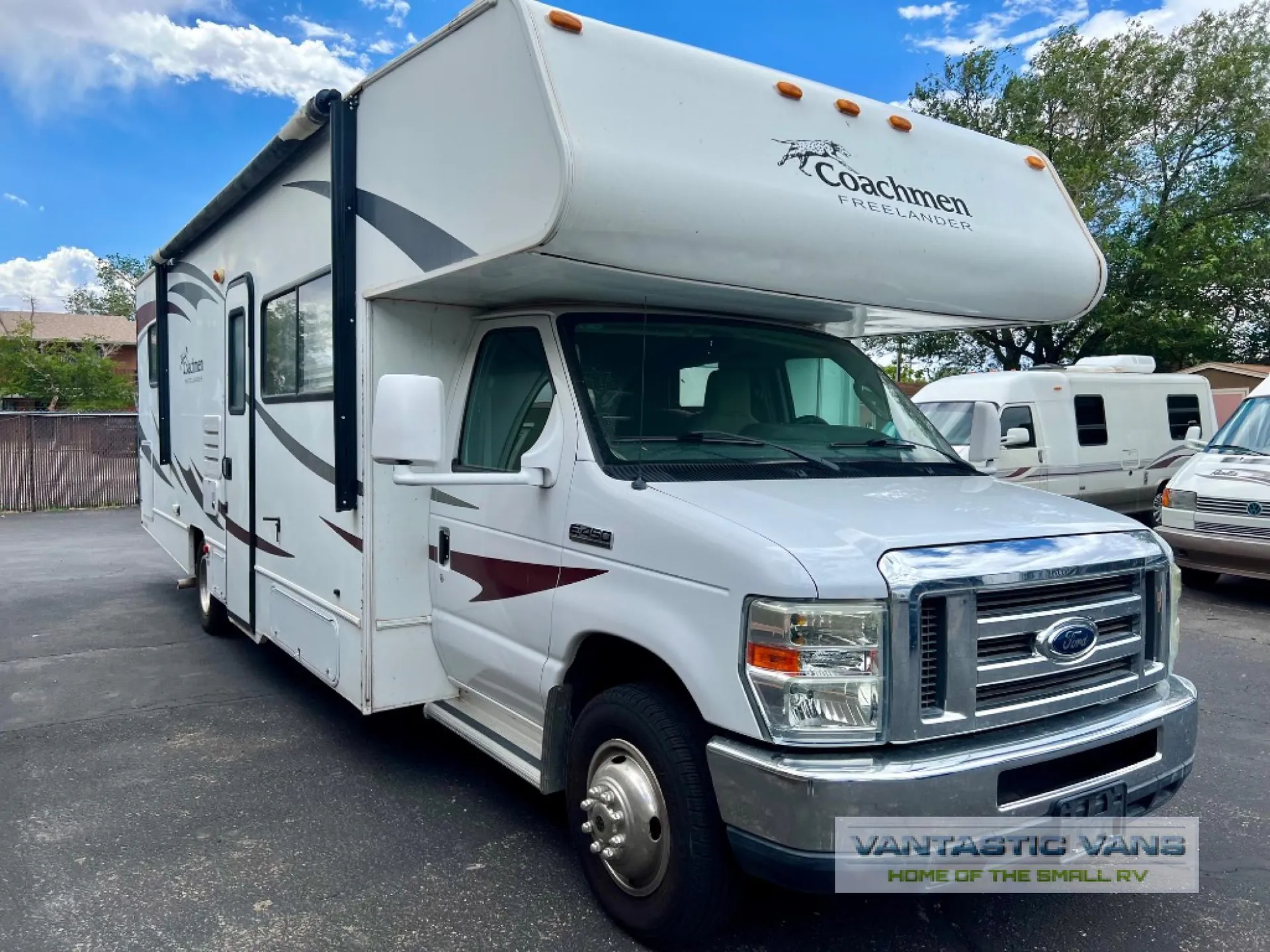 2011 Coachmen Freelander 30 QB - Photo 4