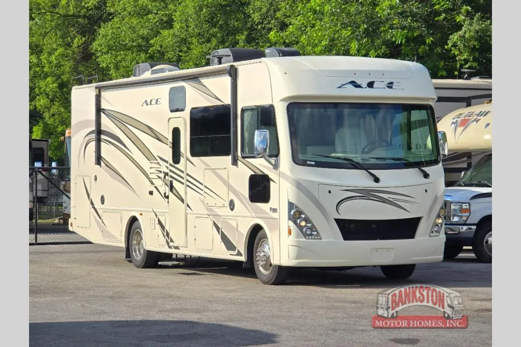 2018 Thor Motor Coach ACE Used    30.2 - Main photo
