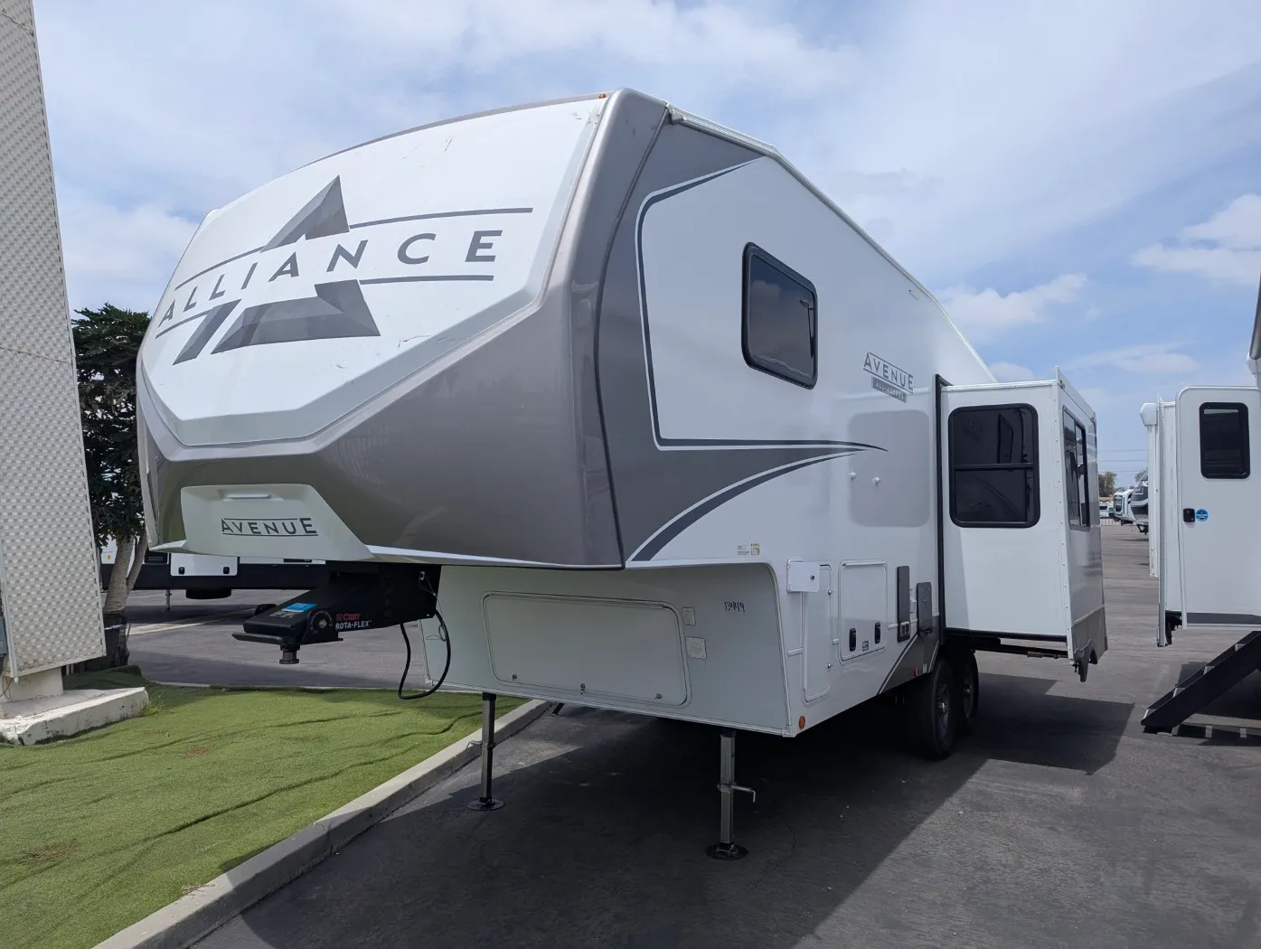 2026 Alliance RV Avenue 23ML - Photo 4