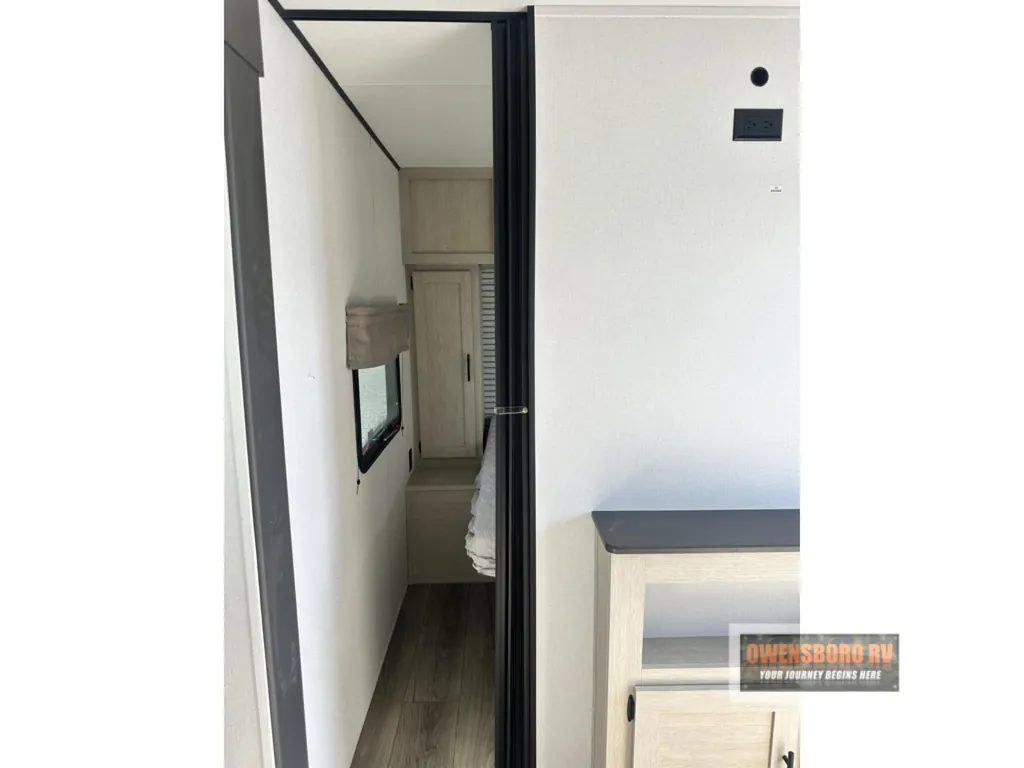 2026 Shasta RVs i-5 Edition 532BEDS, Photos photo 38
