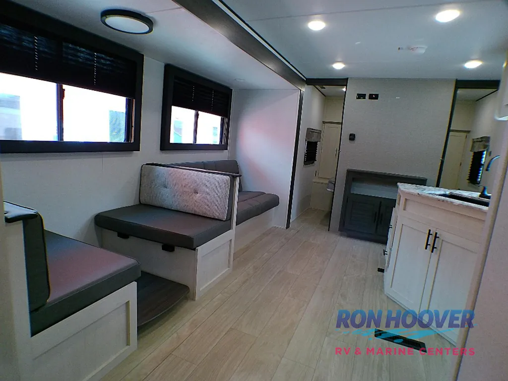 2027 Shasta RVs i-5 Edition 532BEDS, Photos photo 21