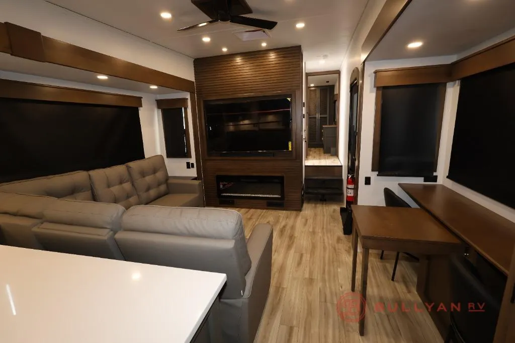 2026 Keystone RV Montana High Country 300RK - Photo 3