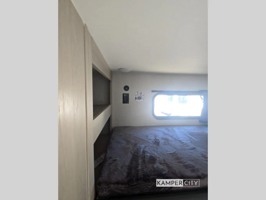 2026 Forest River Cardinal 34CRIB, Photos photo 39