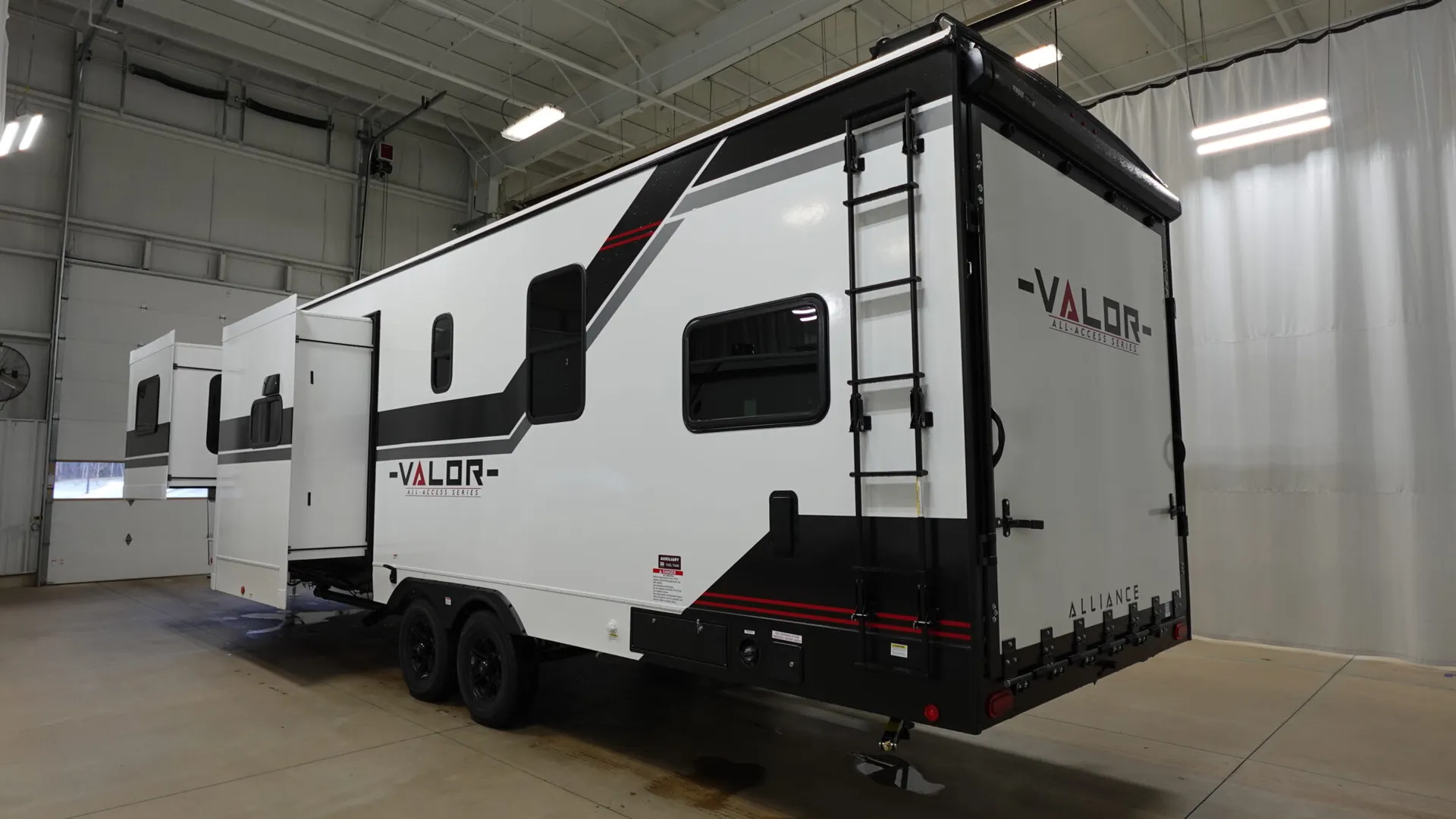 2026 Alliance RV Valor All-Access 32T13 - Photo 4