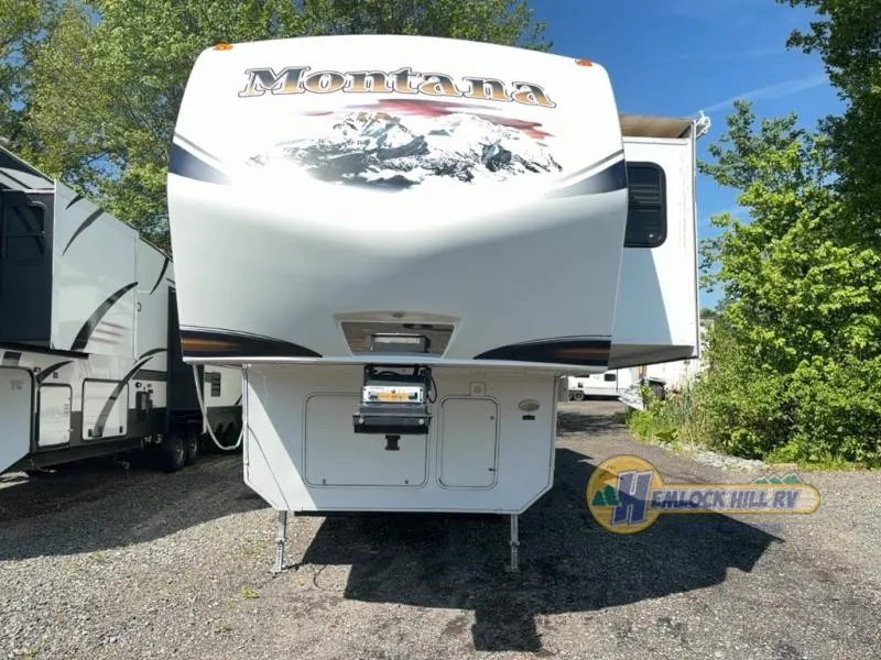 2011 Keystone RV Montana 3625RE - Photo 3