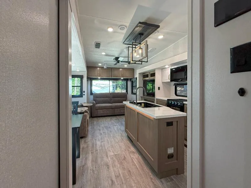 2026 Jayco Eagle 355MBQS - Photo 3