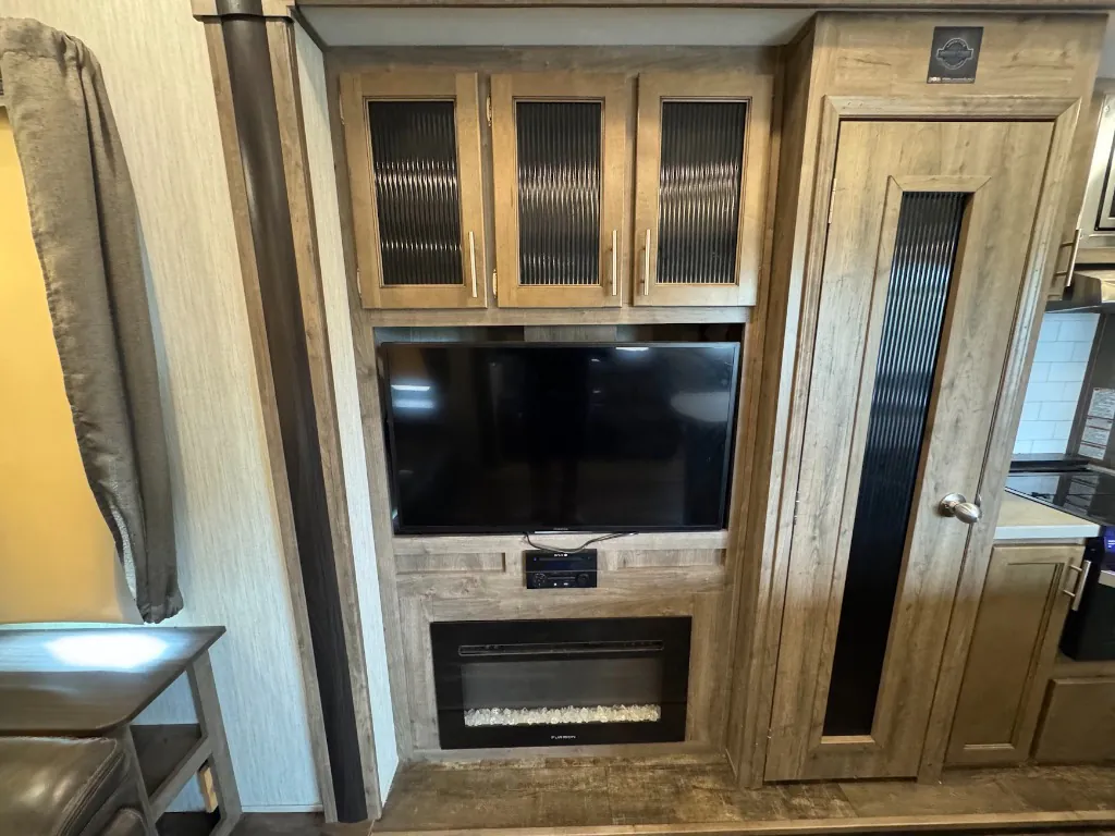 2019 Forest River Sabre 36BHQ, Photos photo 64