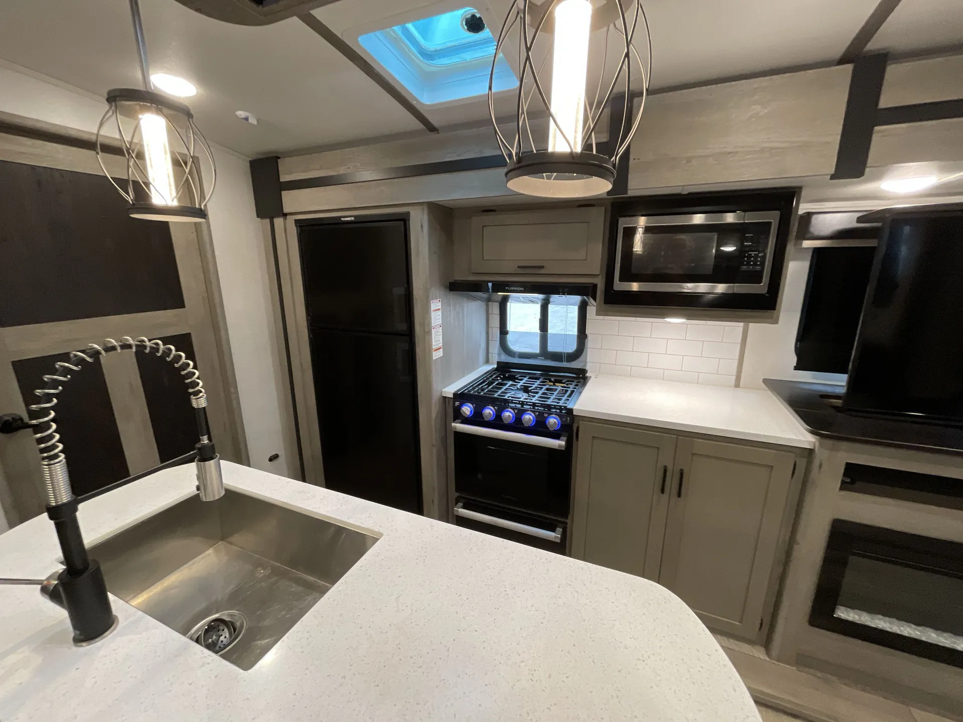 2021 Keystone Outback 340BH — living area main