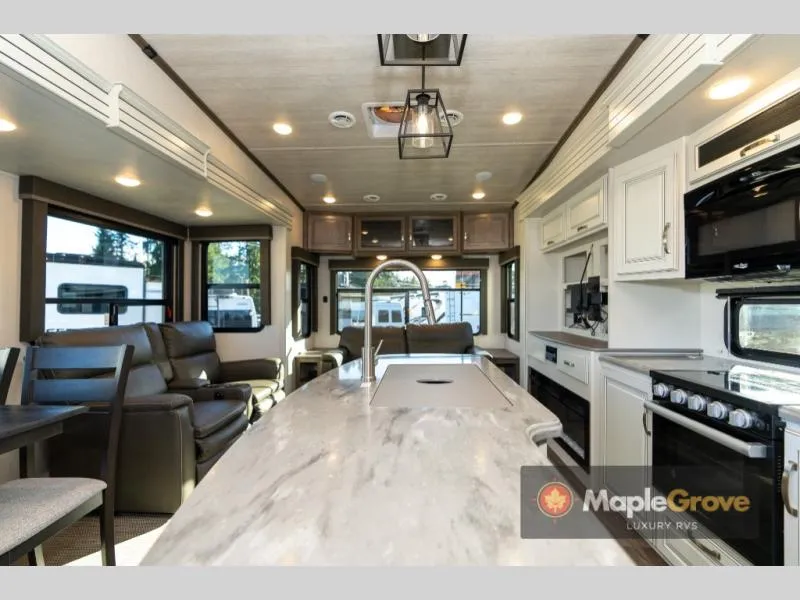 2023 Keystone Cougar 316RLS - Photo 4