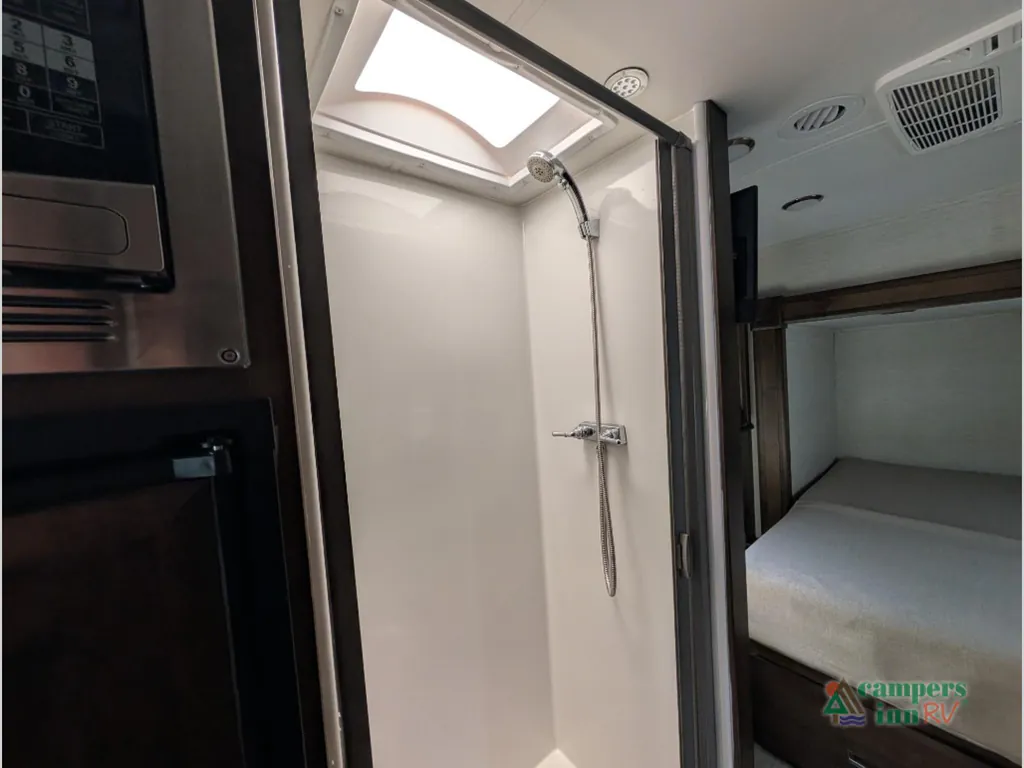 2021 Tiffin Wayfarer 25 SW, Photos photo 36