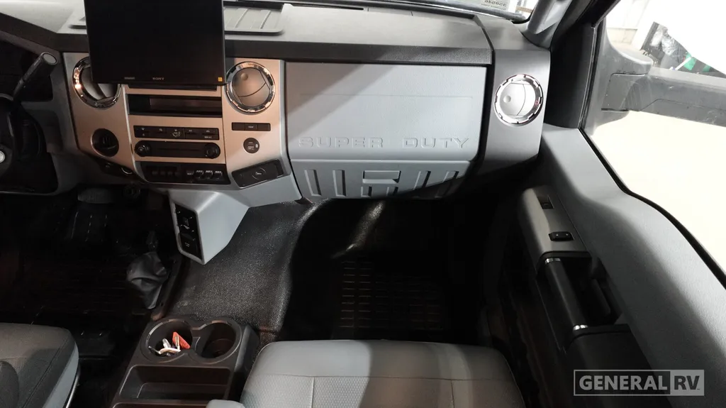 2027 NeXus RV Maximus 34MX, Photos photo 11