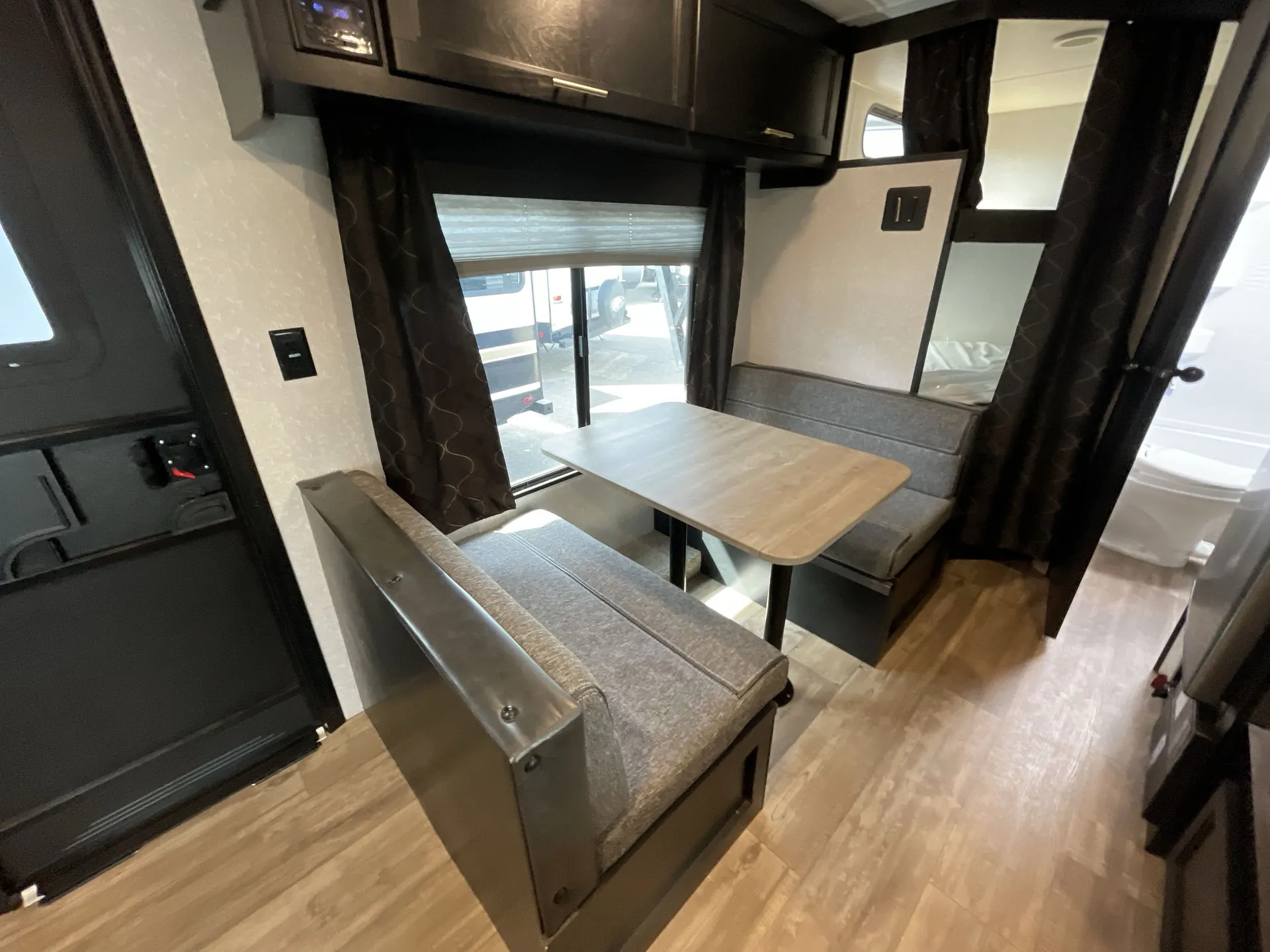 2022 Forest River Cherokee Grey Wolf 26DJSE — living area main