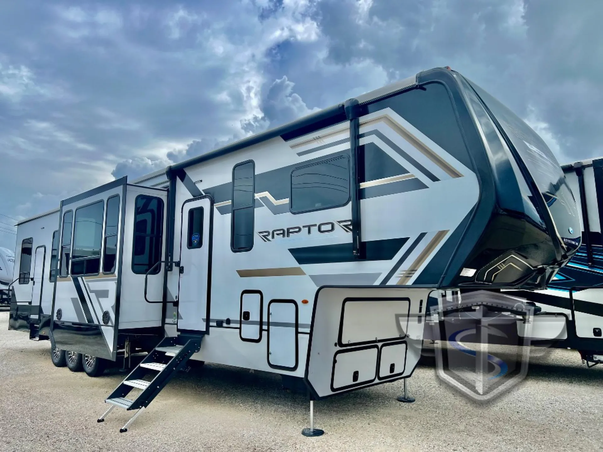 2025 Keystone Carbon 398 - Photo 2