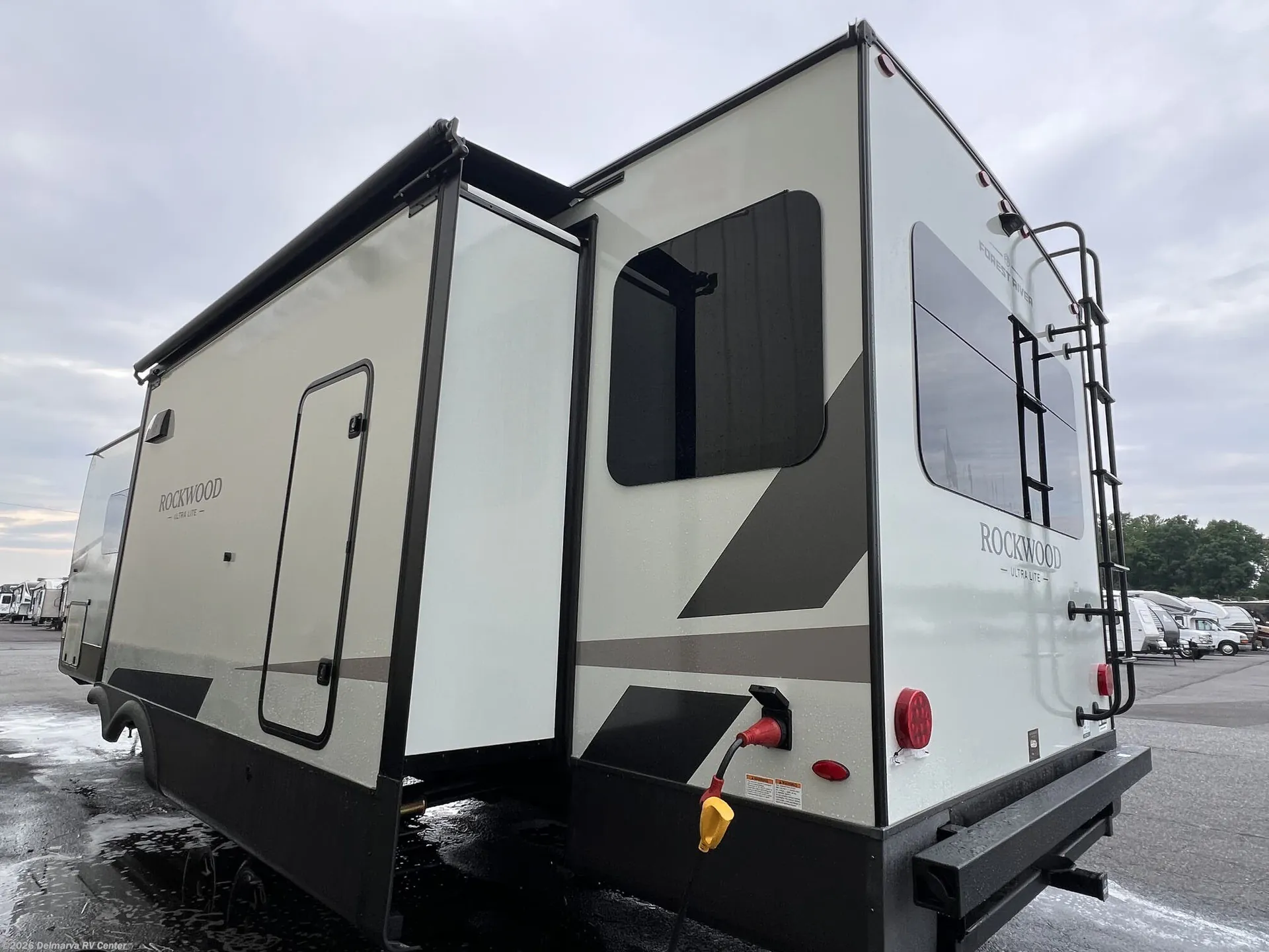 2026 Forest River Rockwood Ultra Lite 2906RL — Photo 6