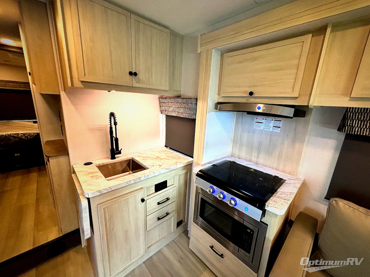 2027 Forest River Sunseeker LE 3250DSLE — Photo 6