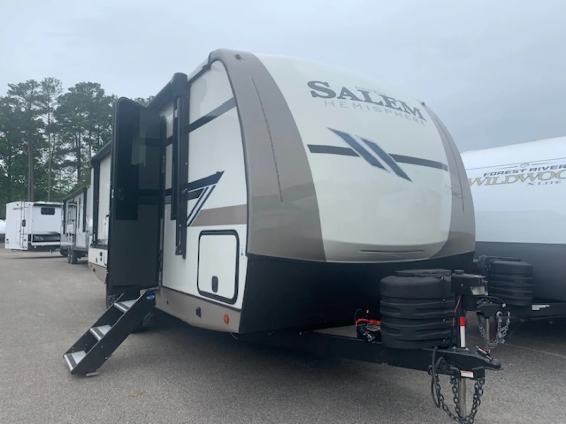 2024 Forest River Salem Hemisphere 22RKHL dealer photo 2 from Camping World