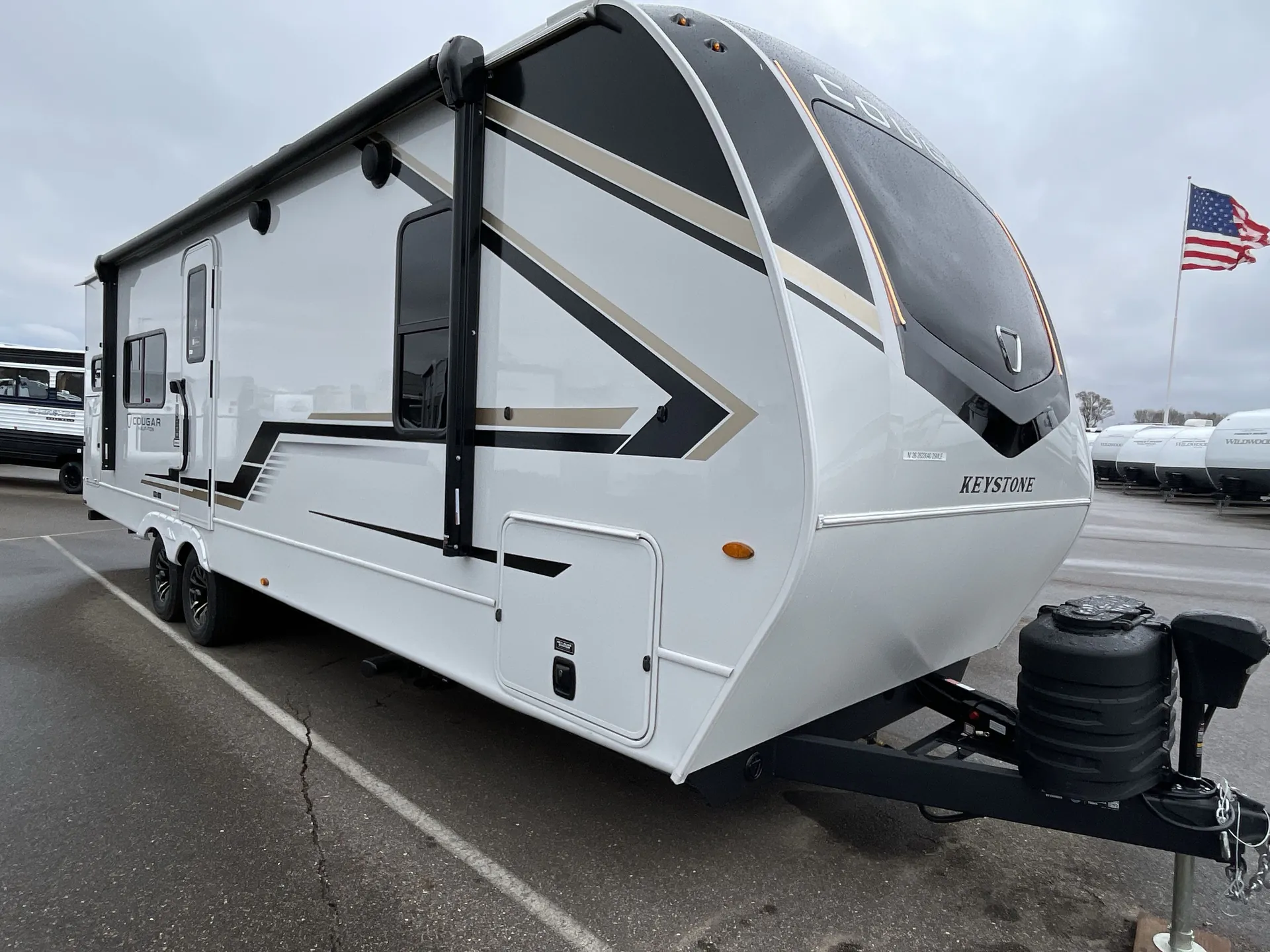 2026 Keystone Cougar Half-Ton 25MLE - Photo 2