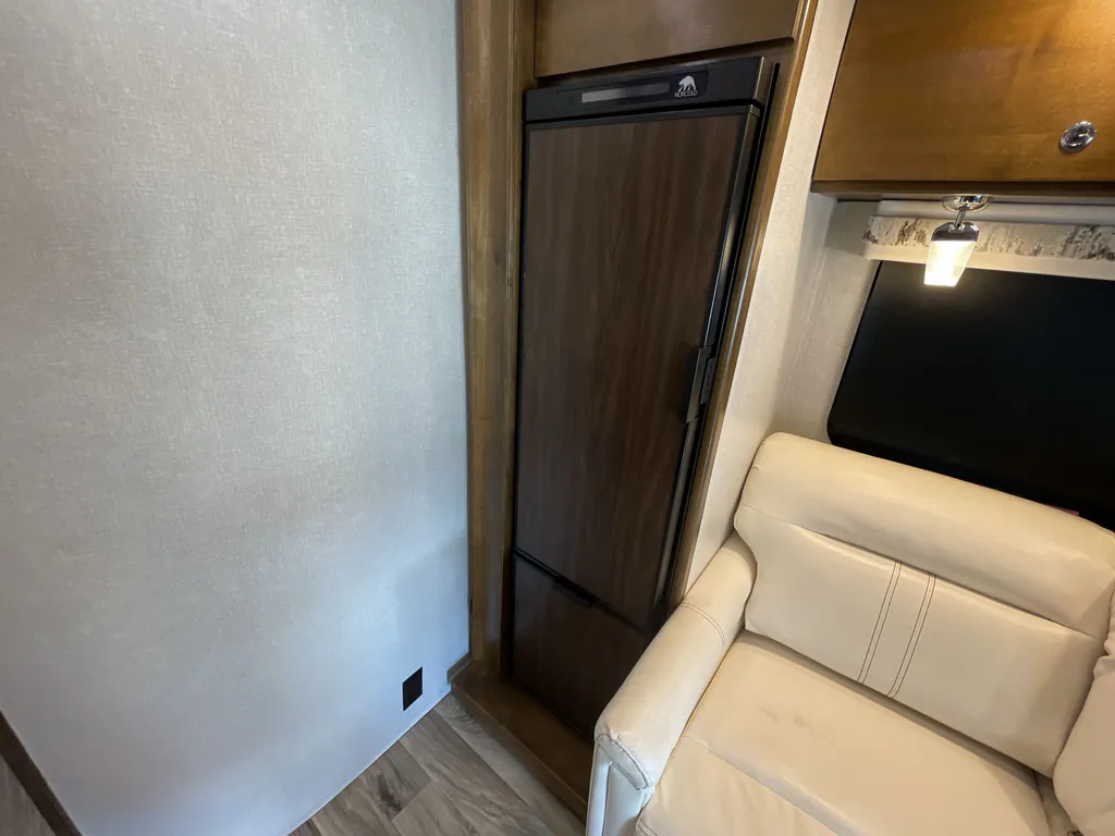 2019 Tiffin Wayfarer 24 TW, Photos photo 5