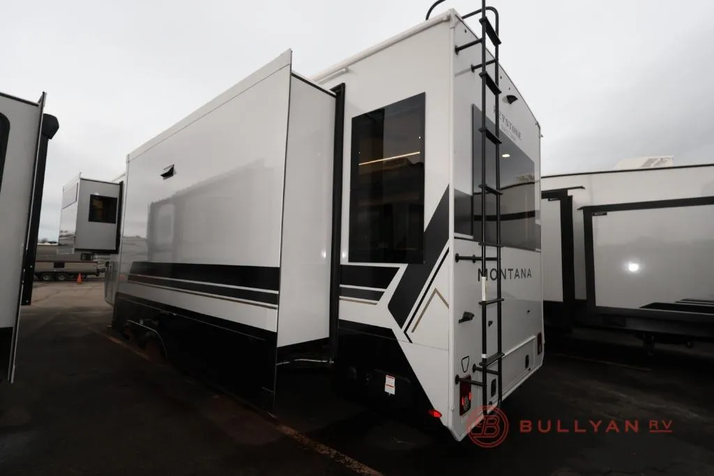 2026 Keystone Montana 3100RL - Photo 3