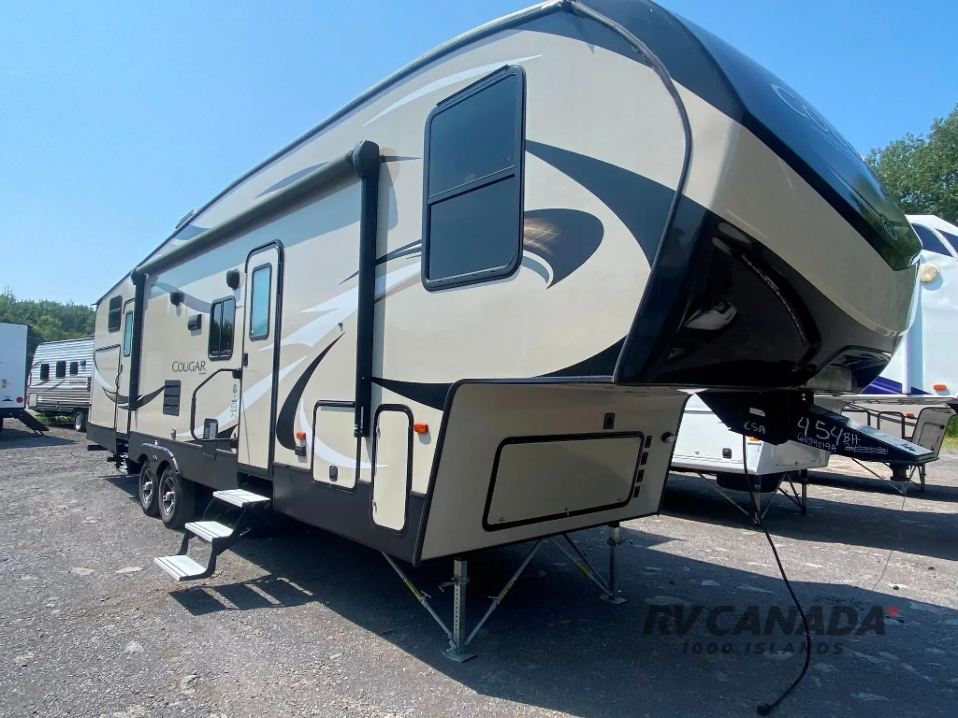 2019 Keystone RV Cougar Half-Ton Series 32BHS - Photo 2