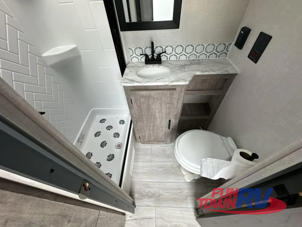 2023 Forest River RV Surveyor Legend X 17RBLX, Photos photo 24
