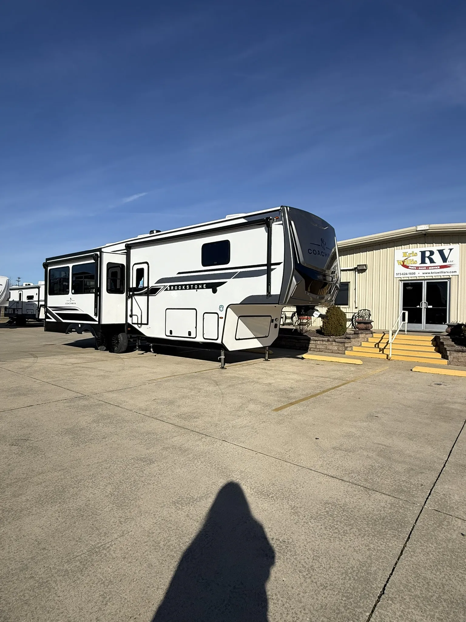 2026 Coachmen Brookstone 290RL - Photo 2