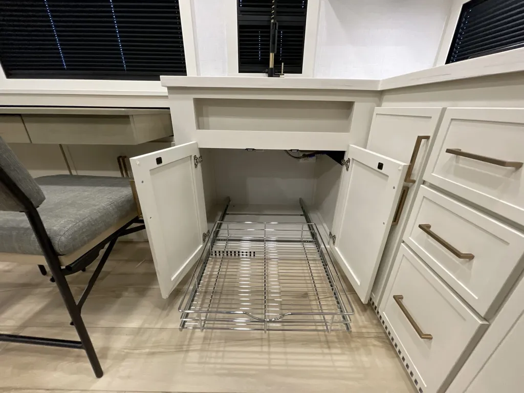 2025 Brinkley MODEL I 275, Photos photo 33