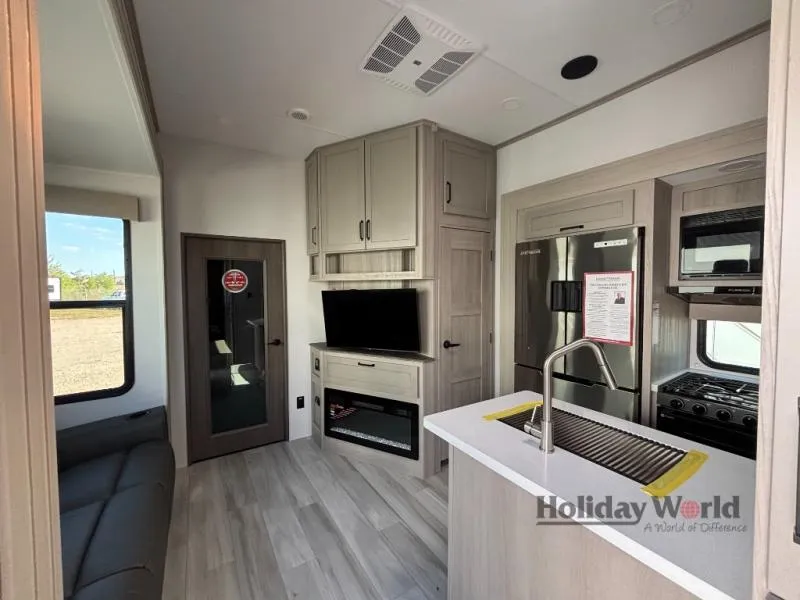 2026 Grand Design Momentum G-Class 350G - Photo 4