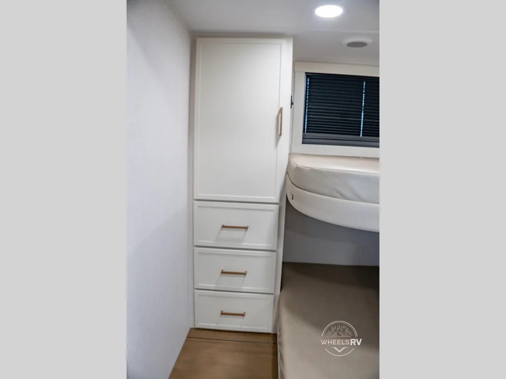 2027 Brinkley Model I 294, Photos photo 34