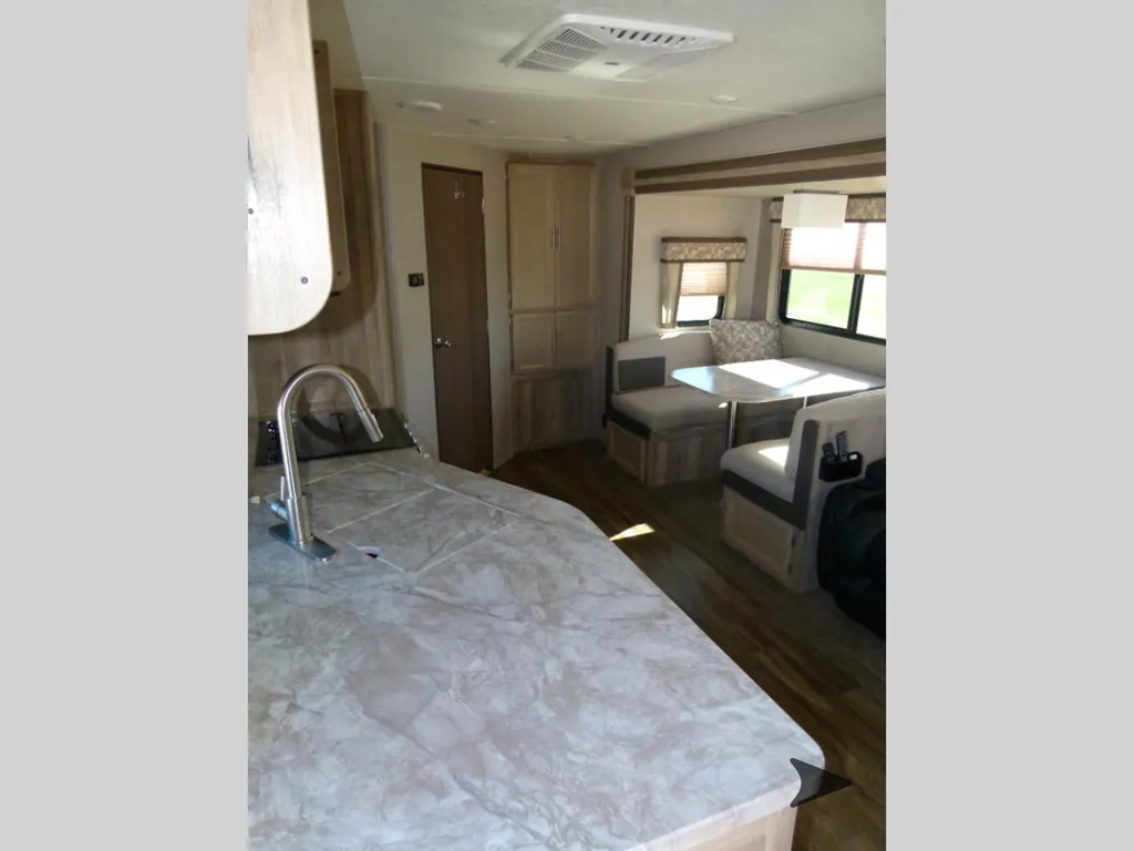 2023 Coachmen Catalina Legacy Edition 243RBS, Photos photo 6