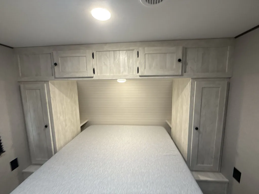 2024 Shasta I-5 530QB, Photos photo 21