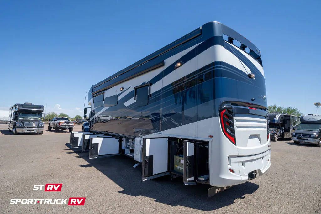 2027 Newmar Super Star 3731, Photos photo 4